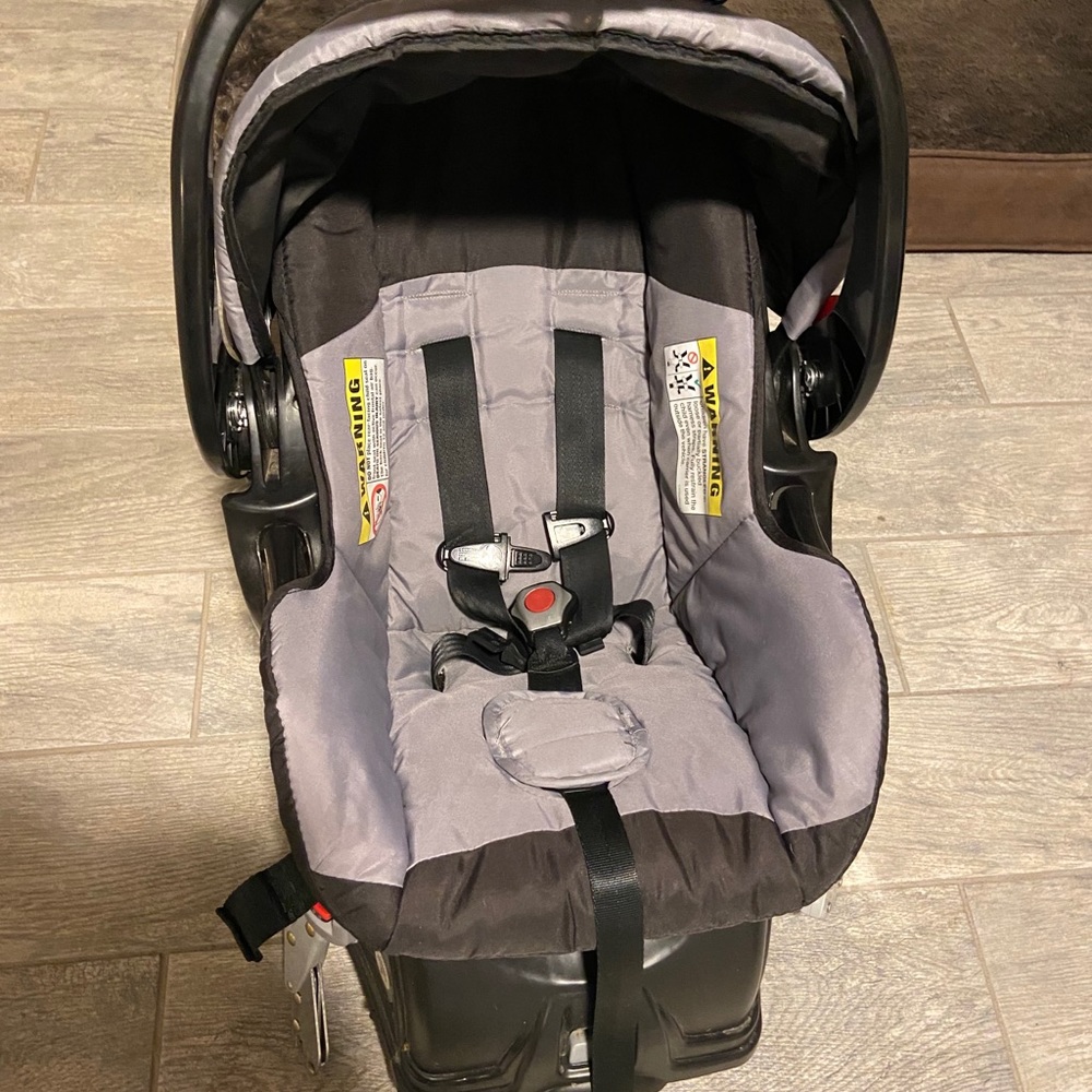 Infant baby trend car seat